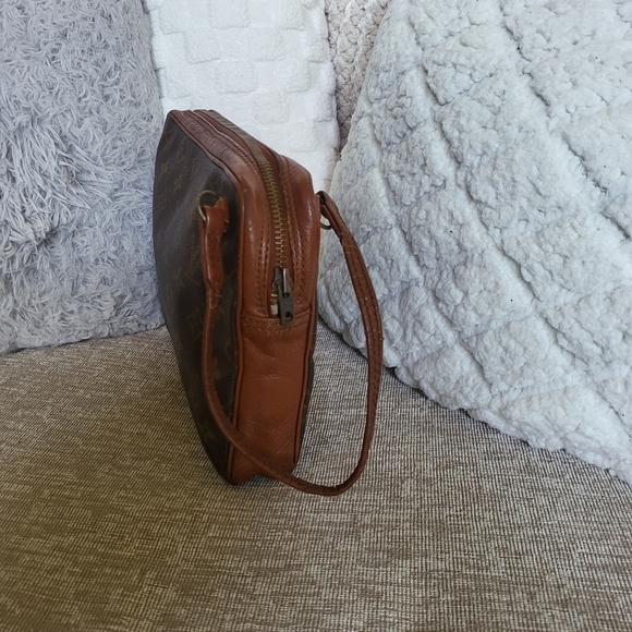 Louis Vuitton Monogram Pochette Dragonne Wristlet Bag..Vintage - Picture 3 of 11